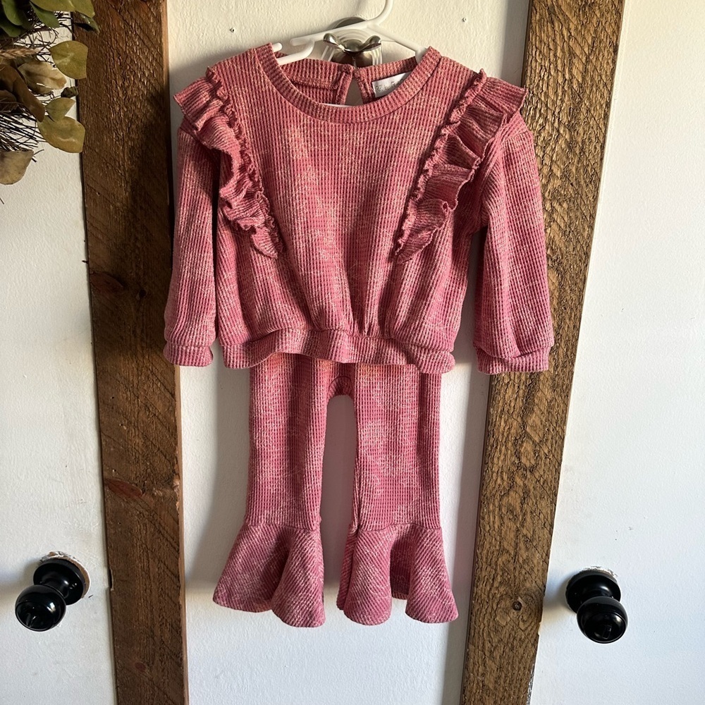 Rachel Zoe 24M Girl Floral Sweatshirt Flared Bottoms Outfit Set Boho EUC